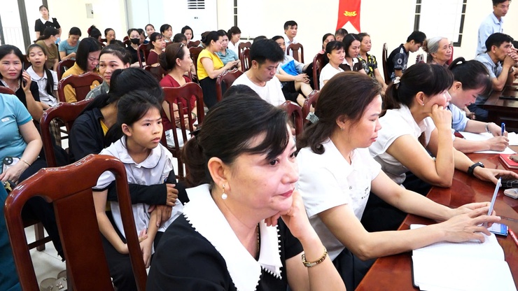 DÂN HÒA TỔ CHỨC THAM DỰ TRỰC TUYẾN LỄ PHÁT ĐỘNG THÁNG HÀNH ĐỘNG VÌ TRẺ EM THÀNH PHỐ HÀ NỘI NĂM 2026 VỚI CHỦ ĐỀ “TRẺ EM HẠNH PHÚC, AN TOÀN, VỮNG BƯỚC TRONG KỶ NGUYÊN SỐ”- Ảnh 3.