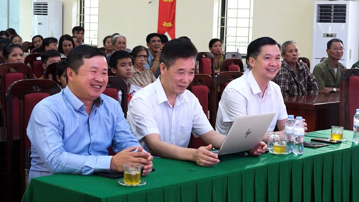 DÂN HÒA TỔ CHỨC THAM DỰ TRỰC TUYẾN LỄ PHÁT ĐỘNG THÁNG HÀNH ĐỘNG VÌ TRẺ EM THÀNH PHỐ HÀ NỘI NĂM 2026 VỚI CHỦ ĐỀ “TRẺ EM HẠNH PHÚC, AN TOÀN, VỮNG BƯỚC TRONG KỶ NGUYÊN SỐ”- Ảnh 1.