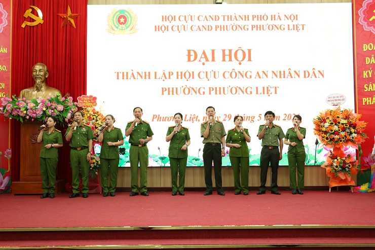 ĐẠI HỘI THÀNH LẬP HỘI CỰU CÔNG AN NHÂN DÂN PHƯỜNG PHƯƠNG LIỆT NHIỆM KỲ 2026 - 2031: ĐOÀN KẾT, GƯƠNG MẪU VÀ TRÁCH NHIỆM- Ảnh 12.