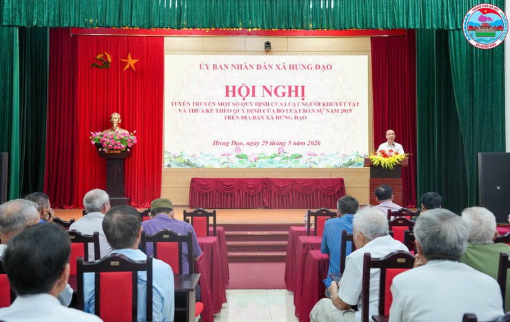 UBND XÃ HƯNG ĐẠO TỔ CHỨC HỘI NGHỊ TUYÊN TRUYỀN MỘT SỐ QUY ĐỊNH CỦA LUẬT NGƯỜI KHUYẾT TẬT VÀ THỪA KẾ THEO BỘ LUẬT DÂN SỰ NĂM 2015- Ảnh 2.