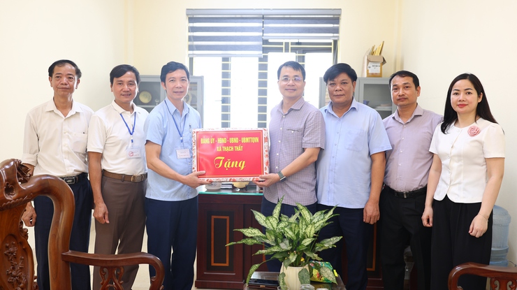 Lãnh đạo xã Thạch Thất thăm, động viên các điểm thi vào lớp 10 THPT năm học 2026 – 2027- Ảnh 1.