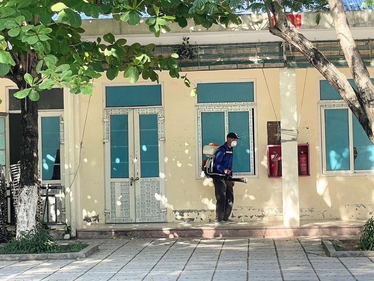 Sẵn sàng các phương án y tế, đảm bảo kỳ thi tuyển sinh vào lớp 10 công lập an toàn, thành công - Ảnh 2.