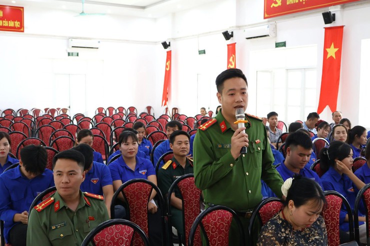 XÃ BA VÌ TỔ CHỨC HỘI NGHỊ ĐỐI THOẠI VỚI ĐOÀN VIÊN, THANH NIÊN NĂM 2026- Ảnh 3.