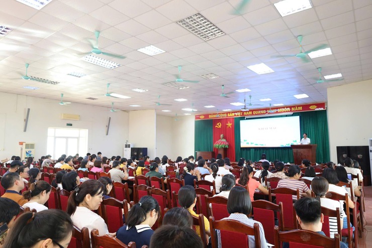 Quảng Oai phối hợp tổ chức tập huấn nghiệp vụ văn thư, lưu trữ cho 162 học viên- Ảnh 1.