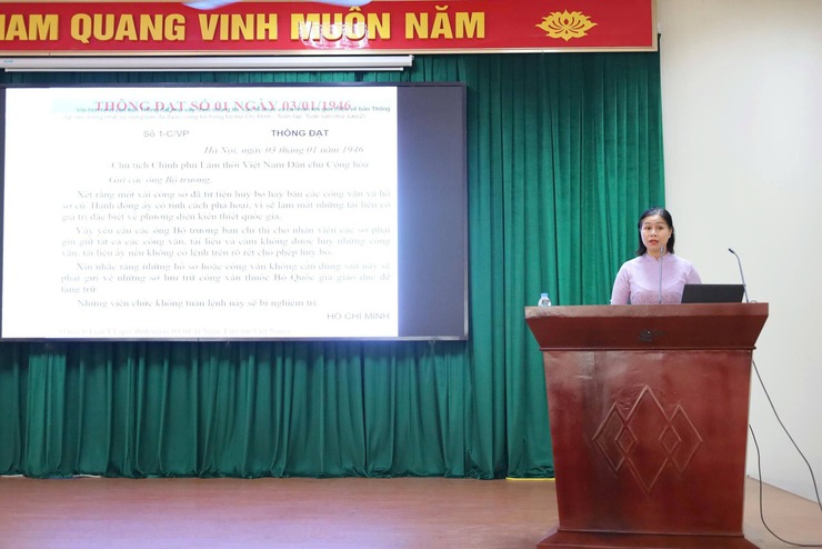 Quảng Oai phối hợp tổ chức tập huấn nghiệp vụ văn thư, lưu trữ cho 162 học viên- Ảnh 2.