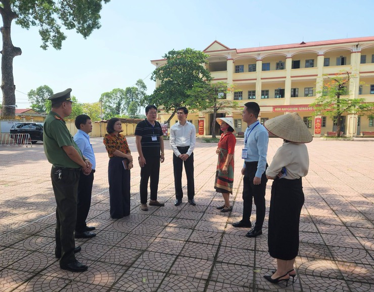 LÃNH ĐẠO XÃ NỘI BÀI KIỂM TRA CÔNG TÁC CHUẨN BỊ CHO KỲ THI TUYỂN SINH VÀO LỚP 10 TRUNG HỌC PHỔ THÔNG- Ảnh 1.