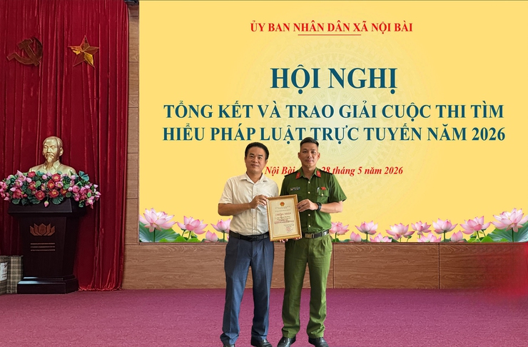 TRAO GIẢI CUỘC THI TÌM HIỂU PHÁP LUẬT TRỰC TUYẾN XÃ NỘI BÀI NĂM 2026- Ảnh 3.