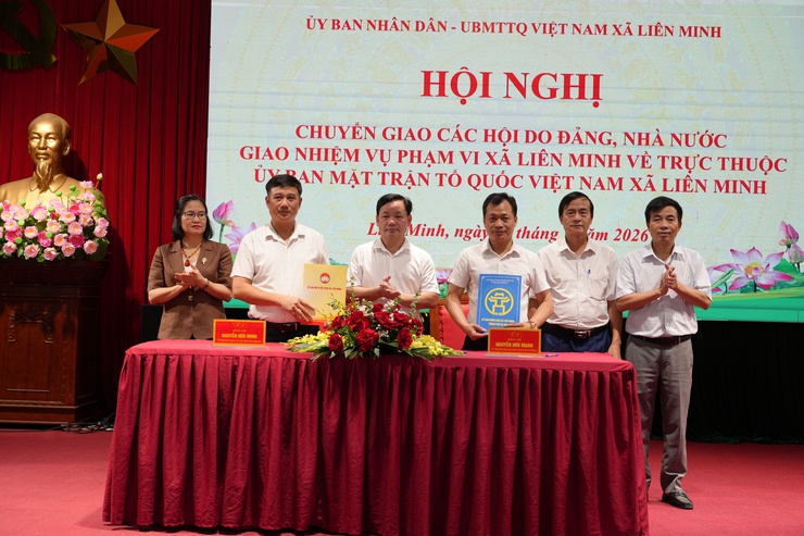 Chuyển giao các Hội về trực thuộc Ủy ban MTTQ xã Liên Minh- Ảnh 1.
