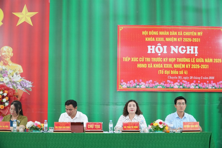 Tổ đại biểu số 4 HĐND xã tiếp xúc cử tri khu vực Phú Yên và thôn Bài Lễ- Ảnh 1.