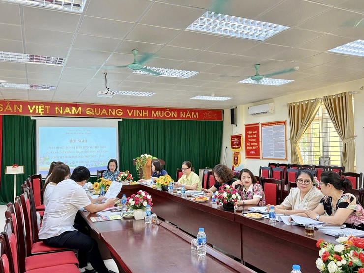 Phường Từ Liêm kiểm tra xét duyệt đơn vị tiên tiến và tiên tiên xuất sắc về thể dục thể thao khối trường học năm học 2025-2026- Ảnh 2.