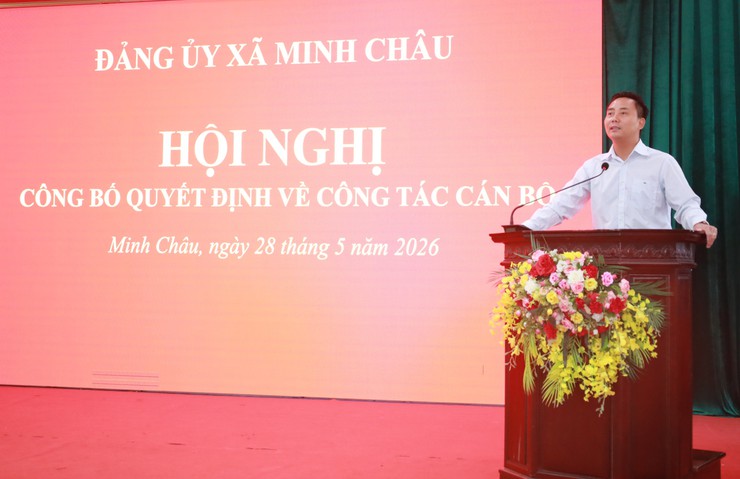Xã Minh Châu công bố các Quyết định về công tác cán bộ và chuyển giao hội Người cao tuổi, Hội Chữ thập đỏ về trực thuộc Uỷ ban MTTQ Việt Nam xã.- Ảnh 7.