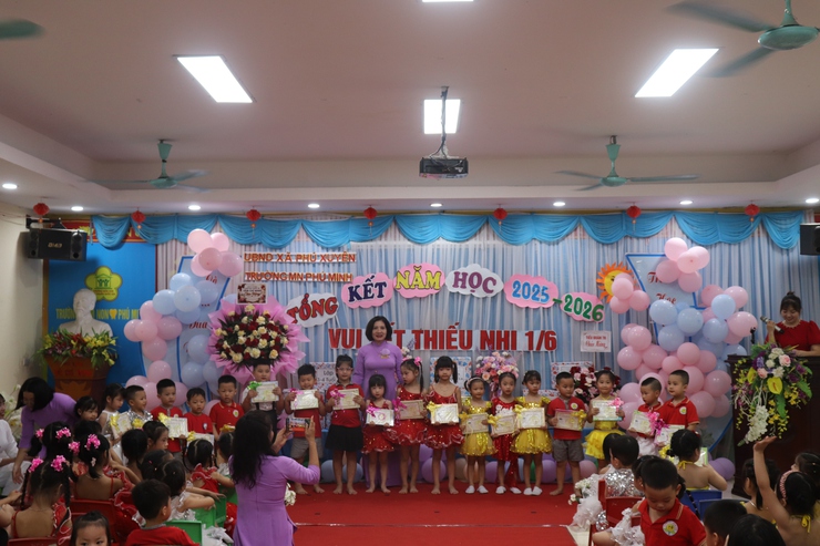 Trường Mầm non Phú Minh rộn ràng lễ tổng kết năm học 2025 - 2026- Ảnh 11.
