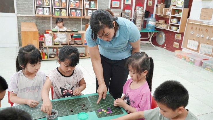 Bảo vệ trẻ em là trách nhiệm của gia đình và toàn xã hội- Ảnh 1.