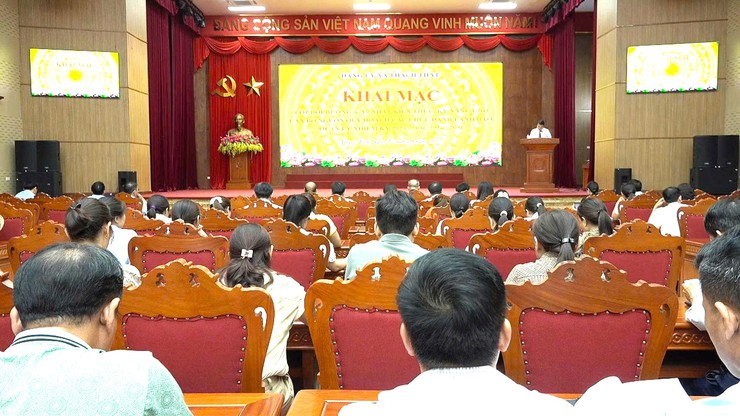 KHAI MẠC LỚP BỒI DƯỠNG, CẬP NHẬT KIẾN THỨC, KỸ NĂNG CHO CÁN BỘ NGUỒN QUY HOẠCH CÁC CHỨC DANH CÁN BỘ LÃNH ĐẠO, QUẢN LÝ DIỆN BAN THƯỜNG VỤ ĐẢNG ỦY QUẢN LÝ NHIỆM KỲ 2025 - 2030, 2026 - 2031- Ảnh 4.