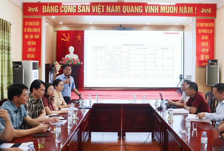 Hội nghị bàn giao mốc giới phục vụ công tác giải phóng mặt bằng Dự án đầu tư xây dựng trục không gian Quốc lộ 1A gắn với tái thiết, chỉnh trang đô thị- Ảnh 3.