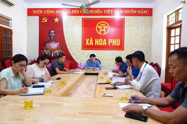 Xã Hoà Phú tổ chức Hội nghị triển khai kế hoạch kiểm tra liên ngành đối với các cơ sở chăn nuôi, giết mổ gia súc, gia cầm- Ảnh 1.