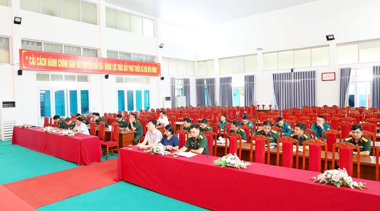 Phường Tùng Thiện hiệp đồng lực lượng, phương tiện phòng thủ dân sự năm 2026.- Ảnh 2.