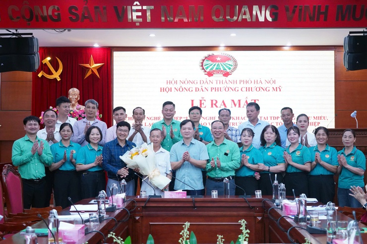 Hội Nông dân phường Chương Mỹ ra mắt Chi hội nghề nghiệp “Làng nghề điêu khắc đá”, Câu lạc bộ nông dân bảo vệ môi trường và các tổ nghề nghiệp năm 2026- Ảnh 4.