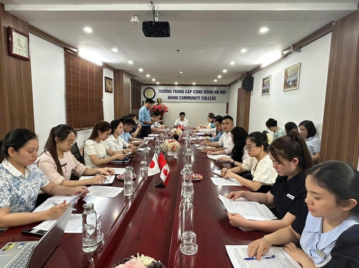 Đảng ủy Doanh nghiệp phường Từ Liêm tăng cường chỉ đạo các chi bộ trực thuộc tổ chức sinh hoạt chuyên đề tháng 5 năm 2026- Ảnh 4.