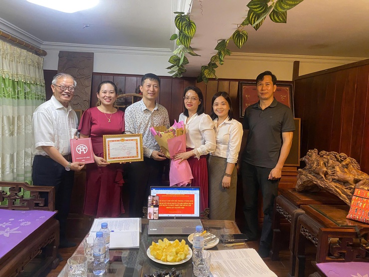 Đảng ủy Doanh nghiệp phường Từ Liêm tăng cường chỉ đạo các chi bộ trực thuộc tổ chức sinh hoạt chuyên đề tháng 5 năm 2026- Ảnh 7.