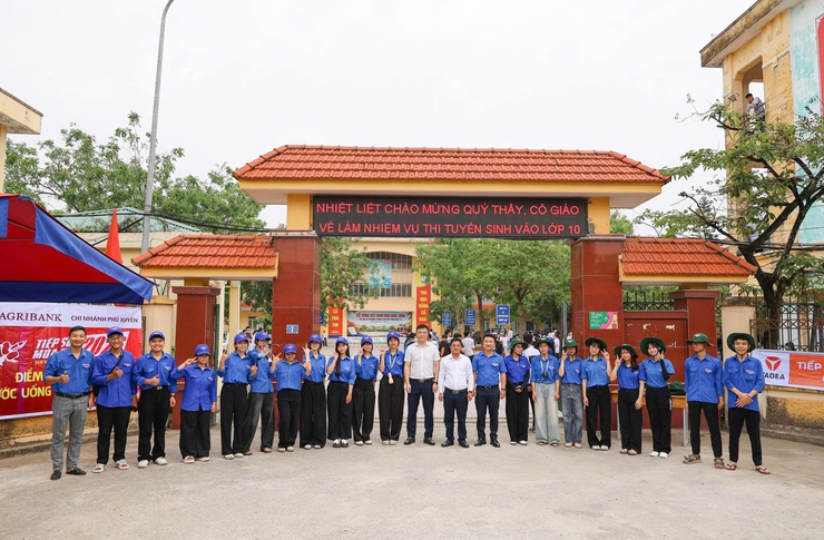 Lãnh đạo xã Đại Xuyên thăm, động viên Hội đồng thi tuyển sinh vào lớp 10 THPT năm học 2026 – 2027 - Ảnh 6.