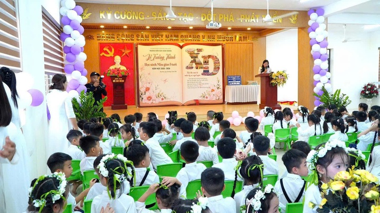 TRƯỜNG MẦM NON XUÂN DƯƠNG TỔ CHỨC TỔNG KẾT NĂM HỌC, TRI ÂN VÀ LỄ TRƯỞNG THÀNH CHO TRẺ 5 TUỔI- Ảnh 4.