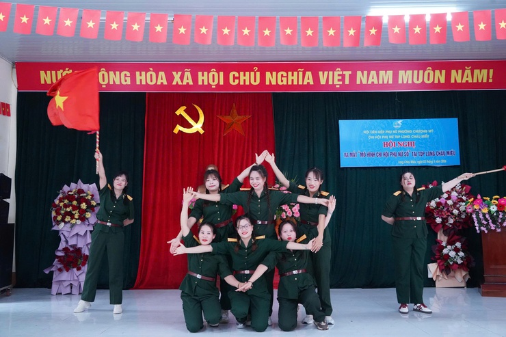 Phường Chương Mỹ ra mắt mô hình “Chi hội Phụ nữ số” tại TDP Long Châu Miếu- Ảnh 3.