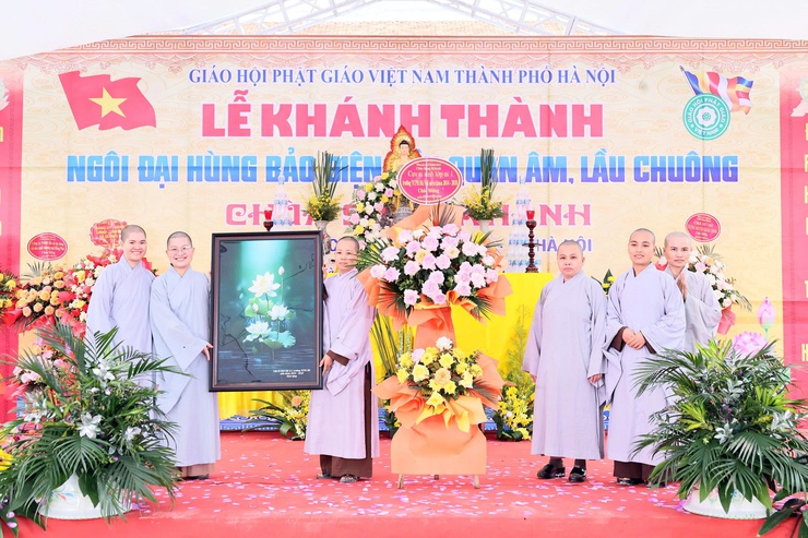 Khánh thành ngôi Đại Hùng Bảo Điện, Lầu Quan Âm và Lầu Chuông chùa Sùng Khánh- Ảnh 2.