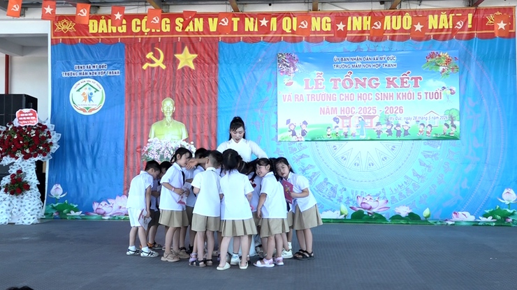 Xã Mỹ Đức thăm, tặng quà nhân dịp Tết thiếu nhi 01/6 năm 2026- Ảnh 14.