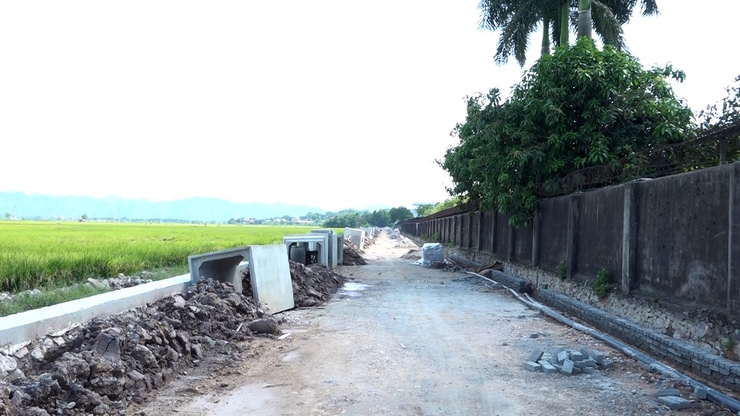 Đoàn giám sát HĐND xã Mỹ Đức giám sát tiến độ xây dựng các công trình dự án trên địa bàn xã- Ảnh 6.