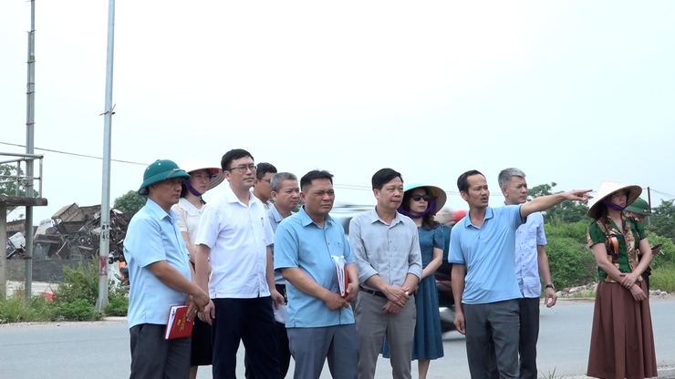 Đoàn giám sát HĐND xã Mỹ Đức giám sát tiến độ xây dựng các công trình dự án trên địa bàn xã- Ảnh 9.
