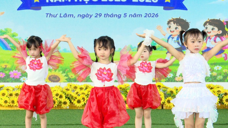 TRƯỜNG MẦM NON THƯ LÂM TỔ CHỨC BẾ GIẢNG NĂM HỌC 2025 – 2026, CHIA TAY HỌC SINH 5 TUỔI VÀ VUI TẾT THIẾU NHI 1/6- Ảnh 14.