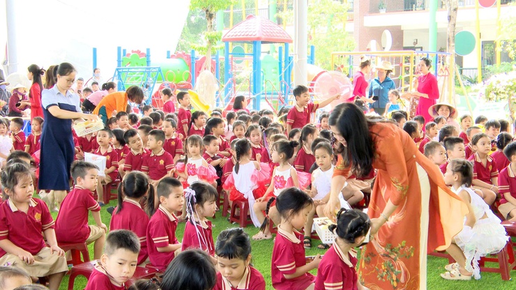 TRƯỜNG MẦM NON THƯ LÂM TỔ CHỨC BẾ GIẢNG NĂM HỌC 2025 – 2026, CHIA TAY HỌC SINH 5 TUỔI VÀ VUI TẾT THIẾU NHI 1/6- Ảnh 26.