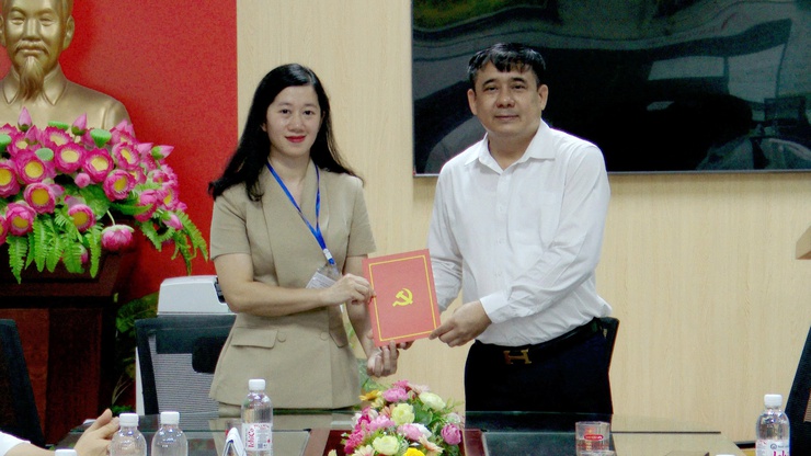 CÁC ĐỒNG CHÍ LÃNH ĐẠO XÃ THƯ LÂM THĂM, ĐỘNG VIÊN CÁC ĐIỂM THI TUYỂN SINH VÀO LỚP 10 THPT NĂM HỌC 2026 – 2027- Ảnh 13.