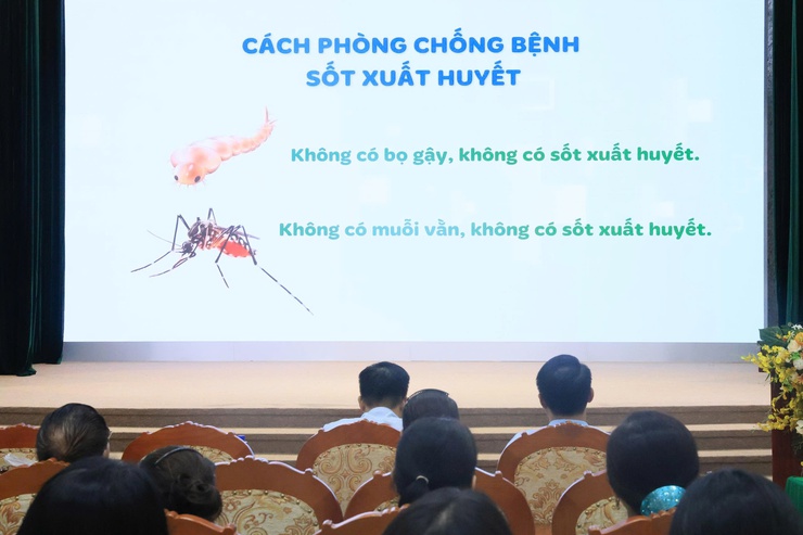 Ủy ban nhân dân xã Thư Lâm tổ chức Lễ phát động chiến dịch vệ sinh môi trường, tìm diệt bọ gậy hưởng ứng Ngày ASEAN phòng, chống sốt xuất huyết- Ảnh 4.