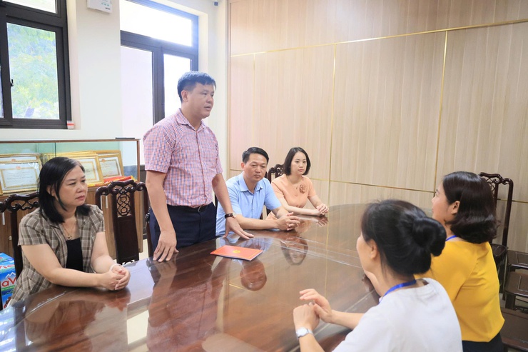 CÁC ĐỒNG CHÍ LÃNH ĐẠO XÃ THƯ LÂM THĂM, ĐỘNG VIÊN CÁC ĐIỂM THI TUYỂN SINH VÀO LỚP 10 THPT NĂM HỌC 2026 – 2027- Ảnh 10.