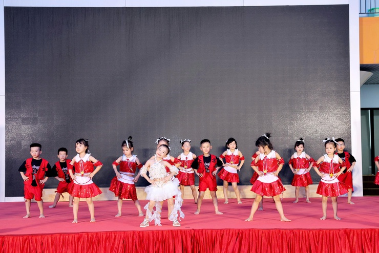 TRƯỜNG MẦM NON LÂM TIÊN TỔ CHỨC CHƯƠNG TRÌNH “HÀNH TRÌNH KHÔN LỚN – TẠM BIỆT TRƯỜNG MẦM NON, CHÚNG CON VÀO LỚP 1” NĂM HỌC 2025-2026- Ảnh 4.