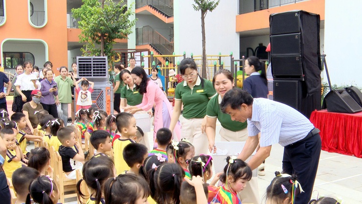 TRƯỜNG MẦM NON LÂM TIÊN TỔ CHỨC LỄ BẾ GIẢNG NĂM HỌC 2025 – 2026 VÀ VUI TẾT THIẾU NHI 1/6- Ảnh 27.