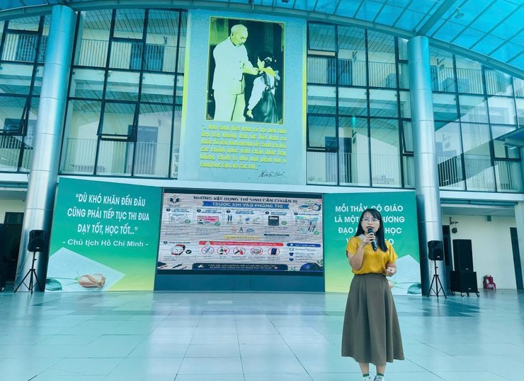 Sẵn sàng hành trang vào lớp 10: Trường THCS Linh Đàm phổ biến quy chế và đồng hành cùng sĩ tử lớp 9- Ảnh 2.
