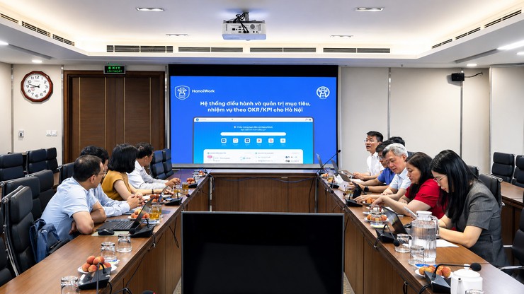 Ban tổ chức thành uỷ Hà Nội chia sẻ kinh nghiệm chuyển đổi số và đánh giá cán bộ theo KPI với Ban tổ chức Tỉnh uỷ Khánh Hoà- Ảnh 2.