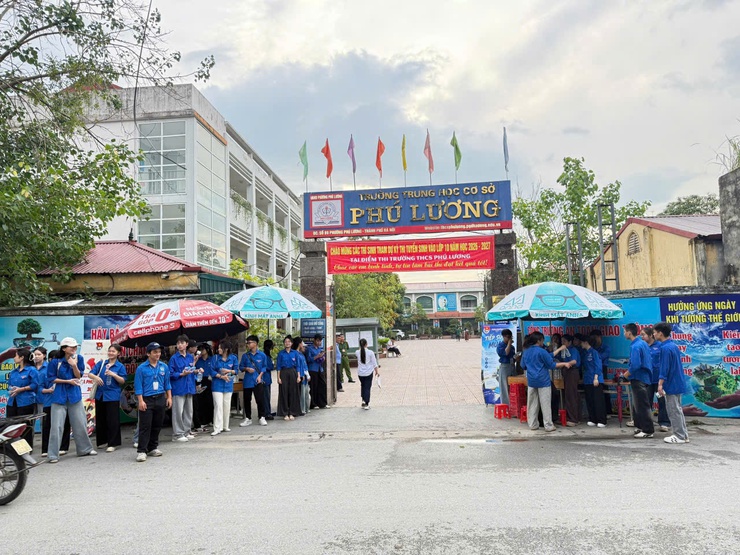 Hơn 1.000 học sinh phường Phú Lương bước vào bài thi tuyển sinh vào lớp 10 THPT công lập năm học 2026 – 2027- Ảnh 2.