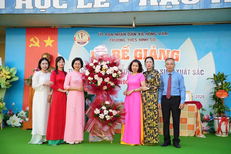 Trường THCS Ninh Sở tổ chức lễ tổng kết năm học 2025 - 2026 - Ảnh 1.