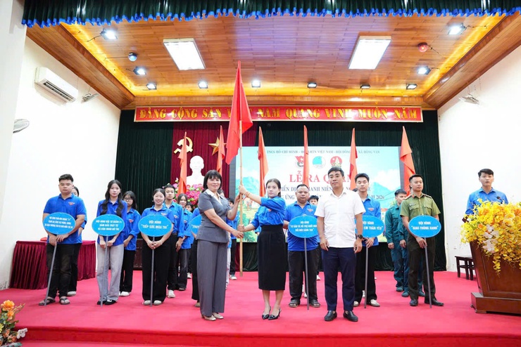 Xã Hồng Vân tổ chức lễ ra quân chiến dịch thanh niên tình nguyện hè và hưởng ứng tháng hành động vì trẻ em năm 2026- Ảnh 5.