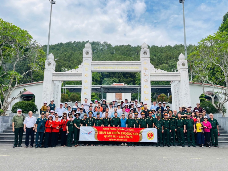 HỘI CỰU CHIẾN BINH PHƯỜNG CẦU GIẤY TỔ CHỨC CHƯƠNG TRÌNH "HÀ NỘI – QUẢNG TRỊ – ĐẢO CỒN CỎ", THĂM LẠI CHIẾN TRƯỜNG XƯA- Ảnh 3.
