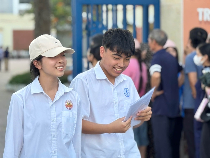 Ngày thi đầu tiên Kỳ thi tuyển sinh vào lớp 10 THPT năm học 2026-2027 trên địa bàn xã Nội Bài diễn ra an toàn, nghiêm túc- Ảnh 5.