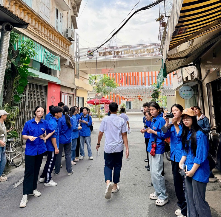 1.091 học sinh phường Thanh Liệt hoàn thành ngày thi đầu tiên kỳ thi tuyển sinh vào lớp 10 THPT- Ảnh 1.