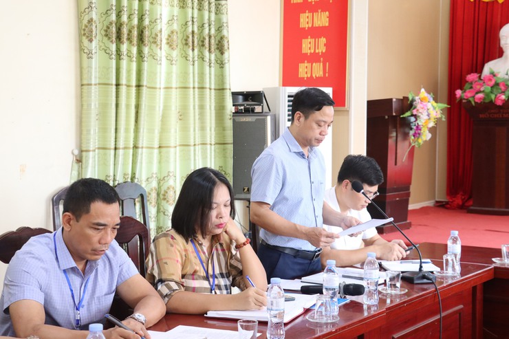 Lãnh đạo UBND xã làm việc với Trung tâm Dịch vụ tổng hợp về tình hình thực hiện nhiệm vụ của đơn vị- Ảnh 2.