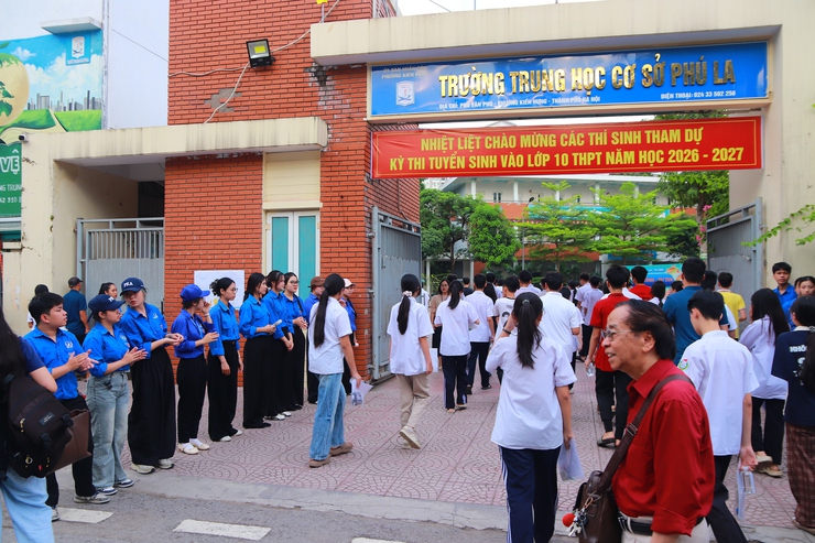 Kiến Hưng: Kỳ thi tốt nghiệp THPT diễn ra an toàn, nghiêm túc, đúng quy định- Ảnh 1.