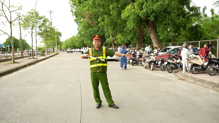 Công an xã Dương Hoà triển khai công tác tiếp sức mùa thi kỳ thi vào lớp 10 THPT năm 2026- Ảnh 2.