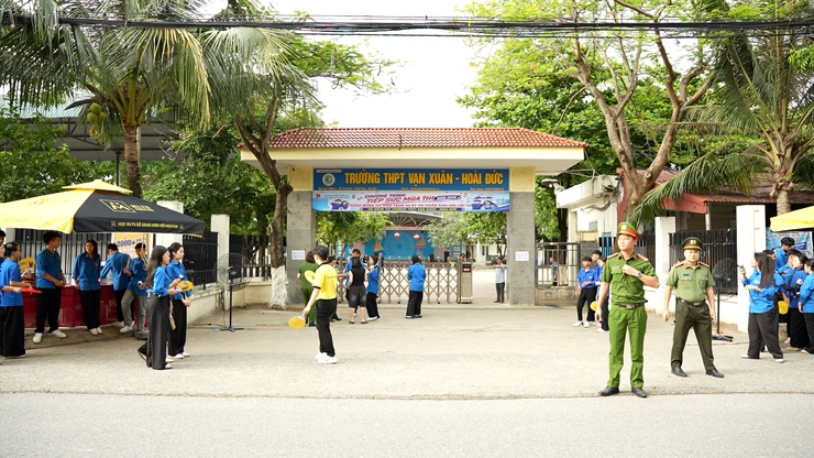 Đoàn thanh niên xã Dương Hoà triển khai chương trình “tiếp sức mùa thi” kỳ thi vào lớp 10 năm 2026- Ảnh 2.